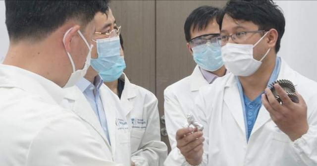 宁波诺丁汉大学研发出五轴机床 宁波诺丁汉大学研发出五轴机床