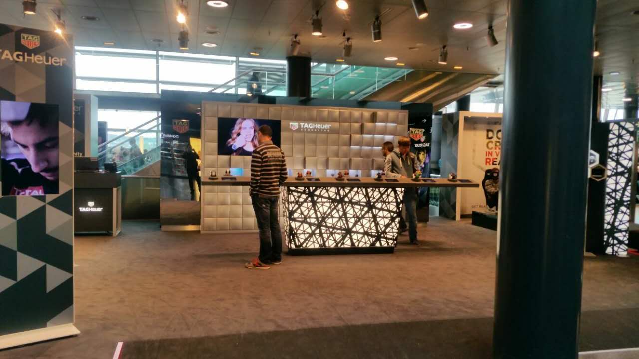 英士达机电为TAG Heure's产品展示台提供解决方案 英士达机电为TAG Heure's产品展示台提供解决方案